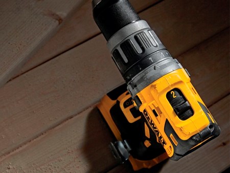 Taladro Percutor Dewalt Inalámbrico Dcd796b-b3 13mm 20v